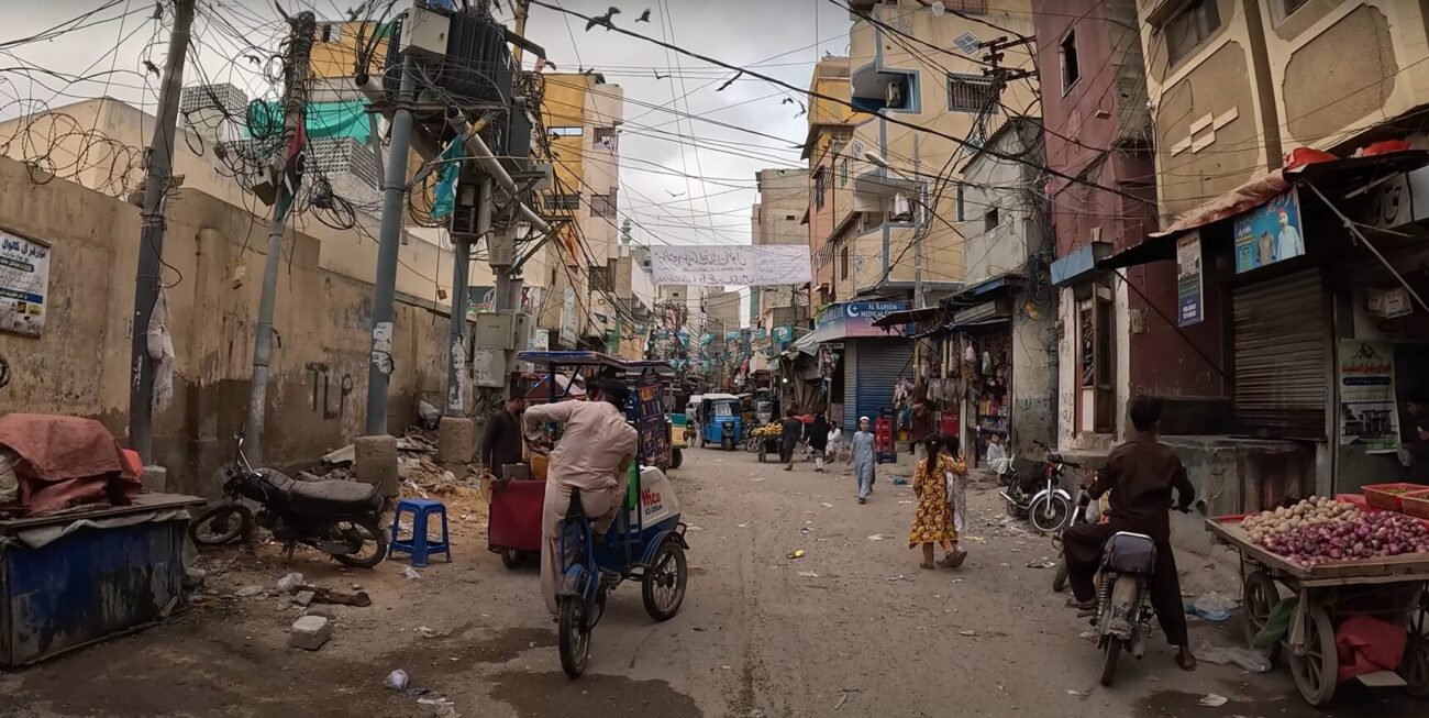 Hijrat Colony- galiyare